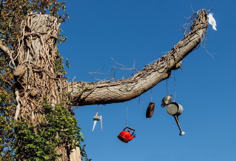 Households Rebuild Savings After the Cost Shock Households Rebuild Savings After the Cost Shock — illustrative photograph